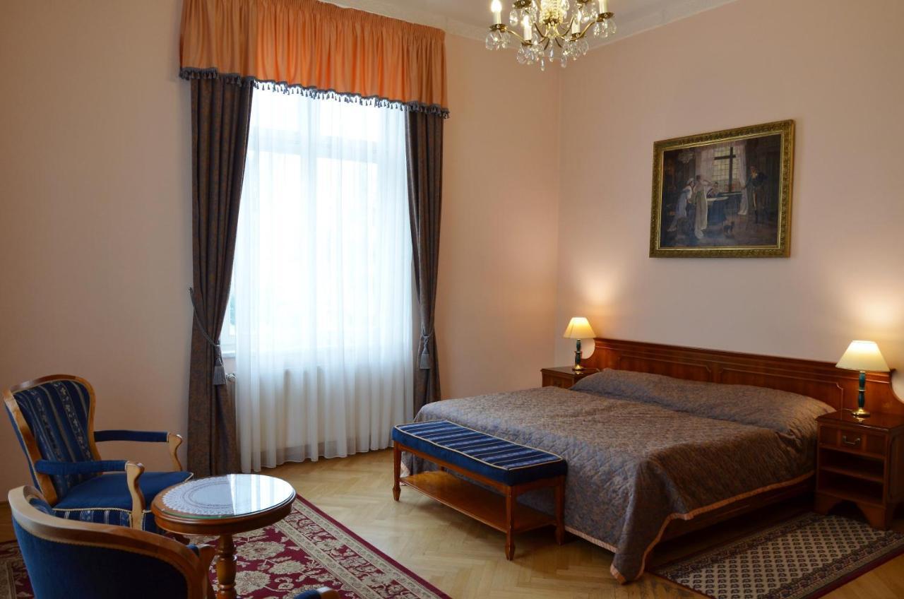 Bristol Vila Tereza Karlovy Vary Exterior foto