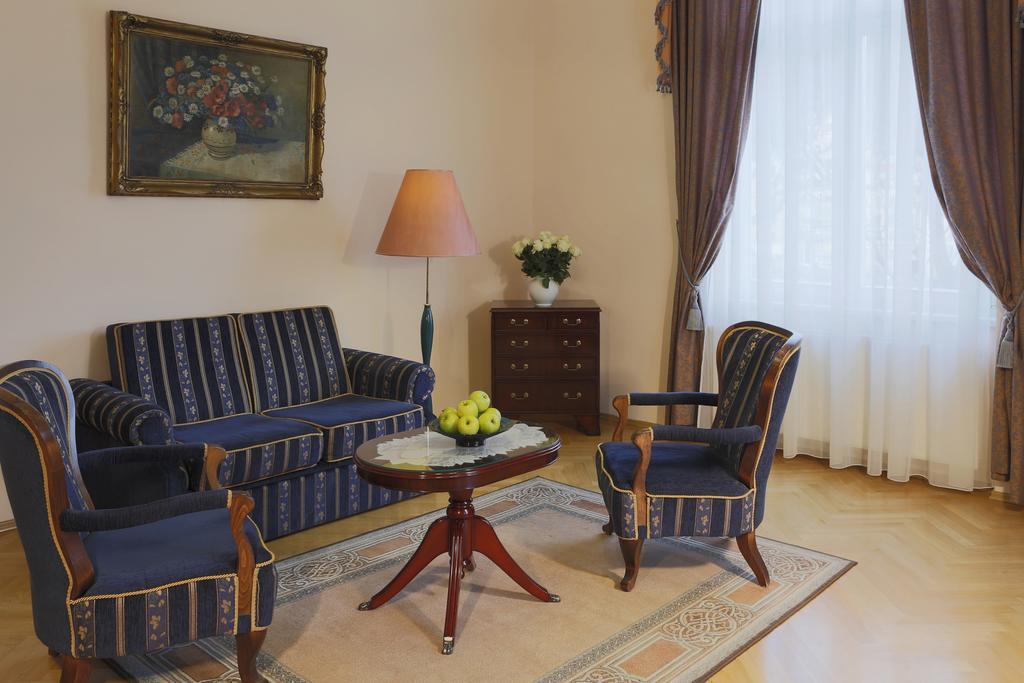 Bristol Vila Tereza Karlovy Vary Cameră foto